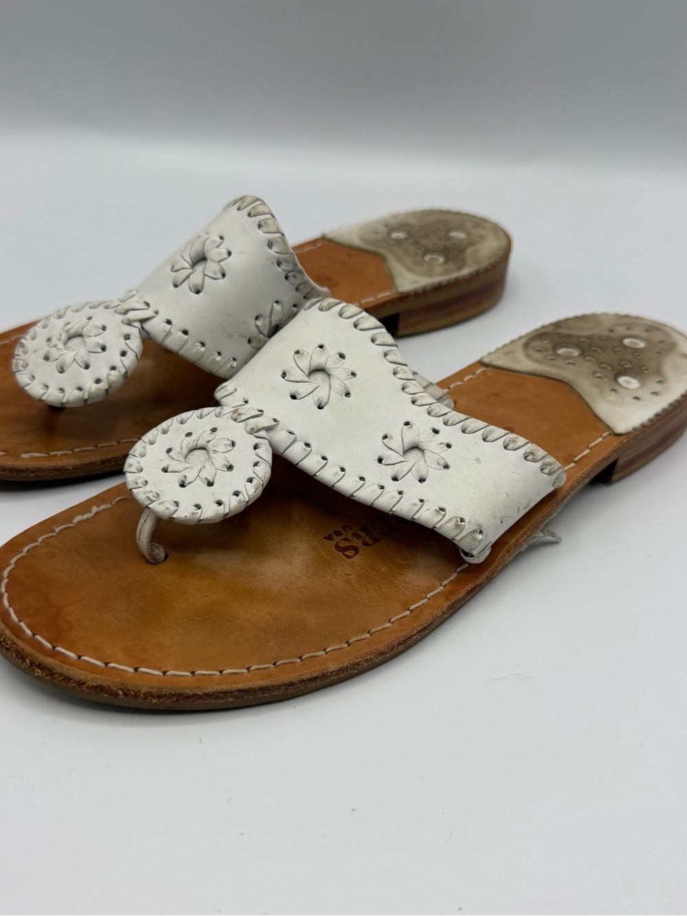 Jack Rogers Palm Beach Sandals Women’s 6 White Leather Whipstitch Thong